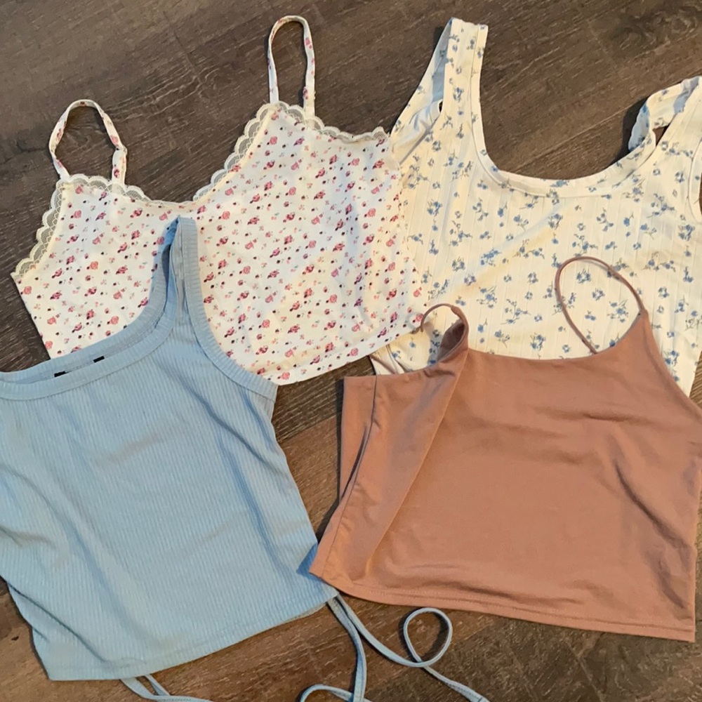 Romwe Size Small 4 Tops